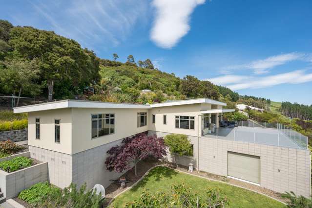 Atawhai – Outstanding Views – Superior Quality