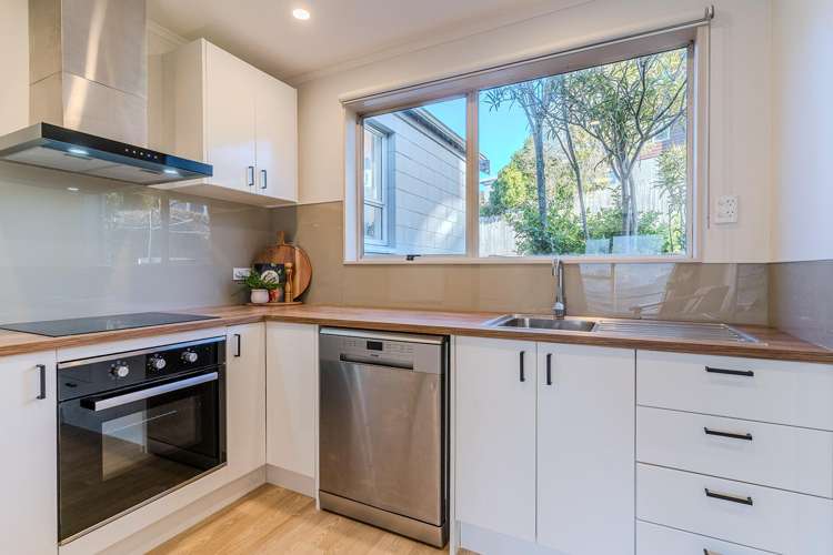 8/84 Warrender Street_0