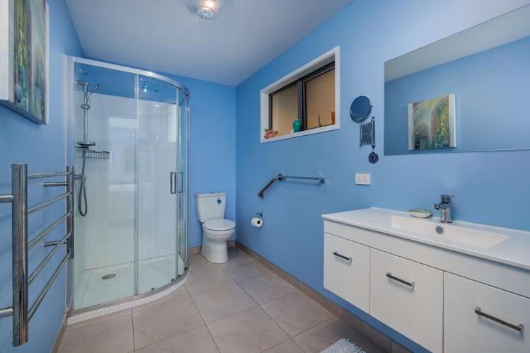 8 Te Hunoke Road Omapere_10