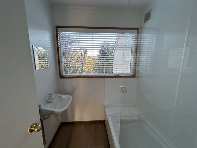 59 Lakeside Road Wanaka_12