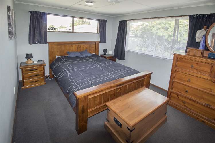 19 Queen Street Pareora_14