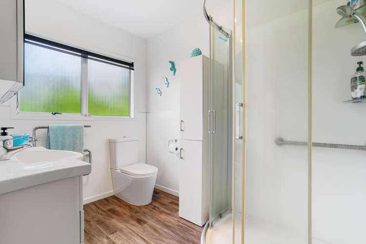 115 Chevron Crescent Whangamata_32