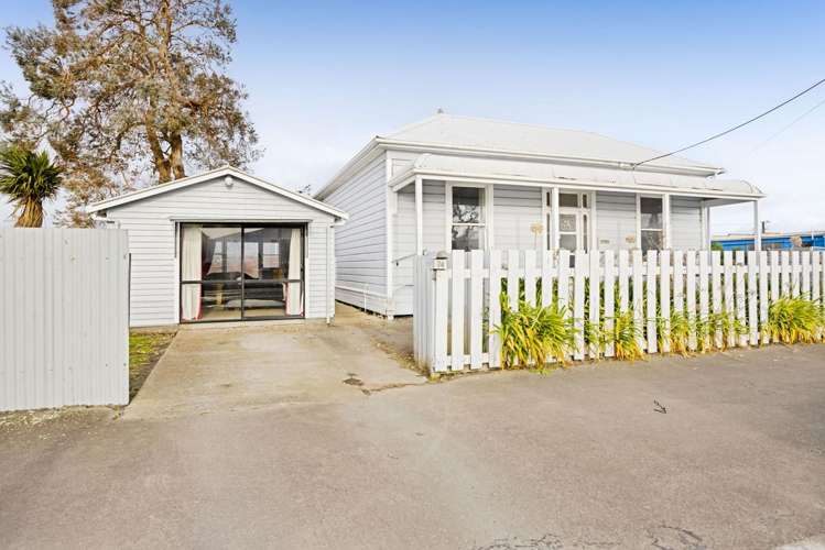 74 Union Street Hawera_1