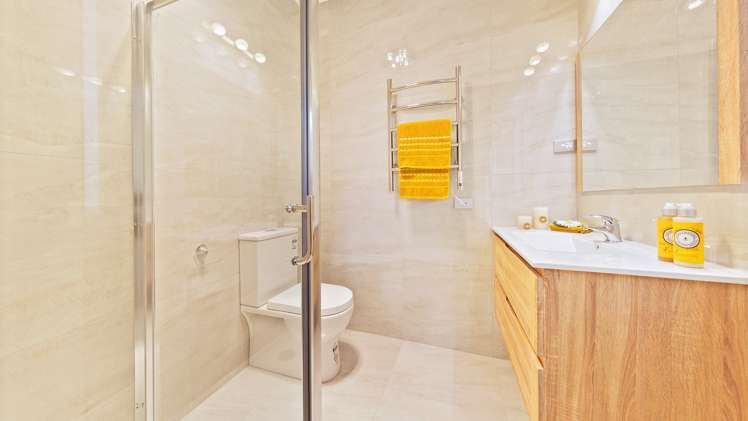 6 Pescara Point Karaka_14