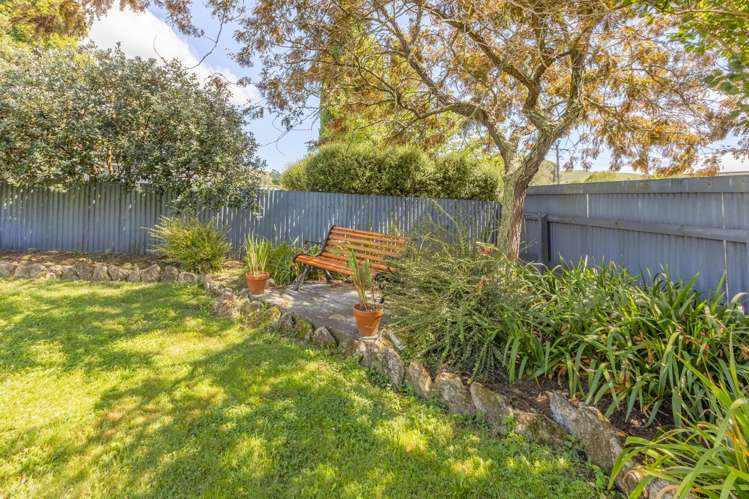 2b Dee Street Otane_10