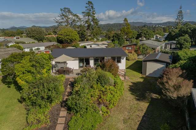 17 McCall Ave Pauanui_1