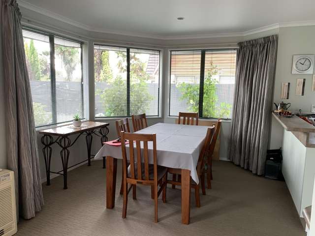 A/11 Carr Street 10706_3