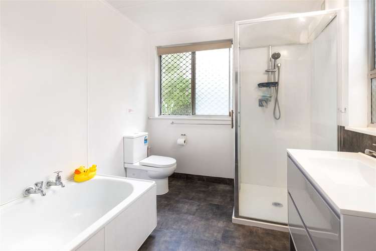 1/29 Waikawa Road Picton_14