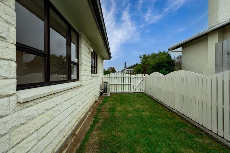 103 Herriot Street Richmond_15