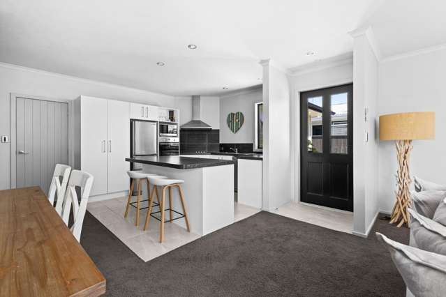 62A Osier Road Greenmeadows_4