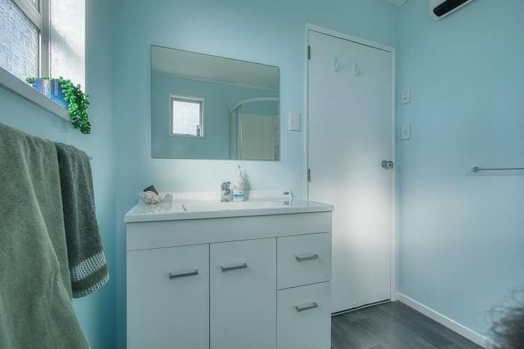 2 Dalton Street Hokitika_30