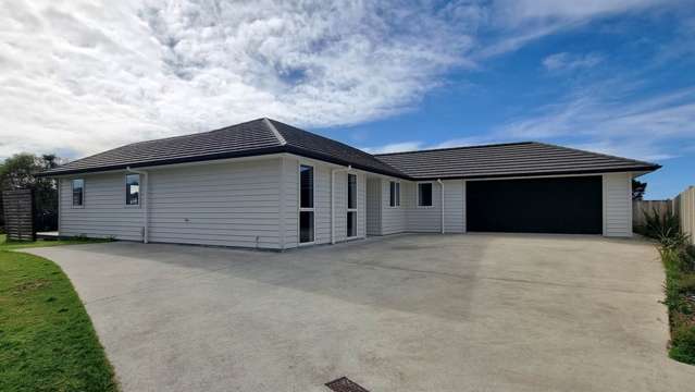 44 Ocean View Rise Ruakaka_1