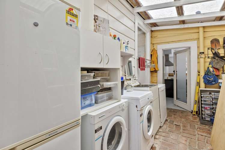 5 Paisley Avenue North East Valley_11