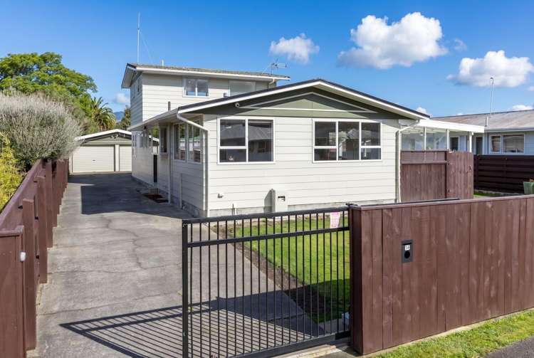 14 Harvard Grove_0