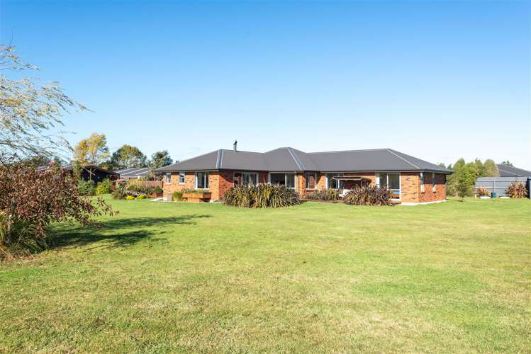 42 Mountvista Road Fernside_10