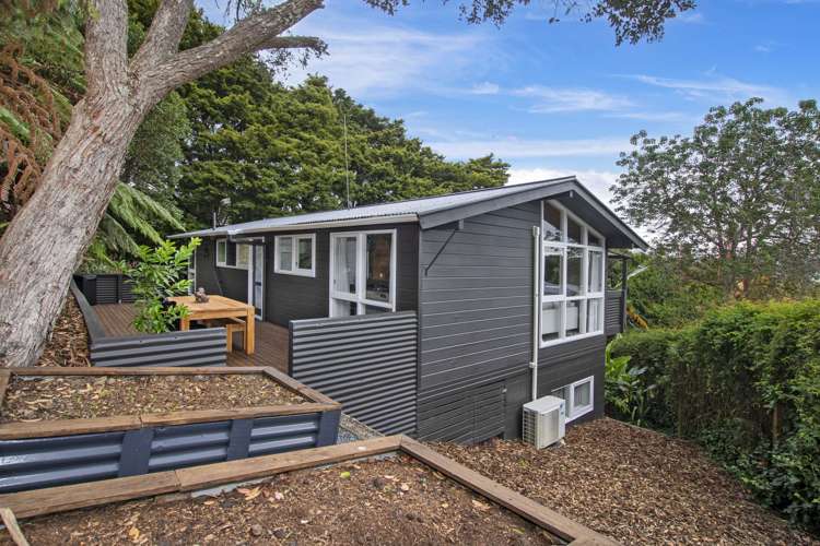 8 Kauri Place Parahaki_10