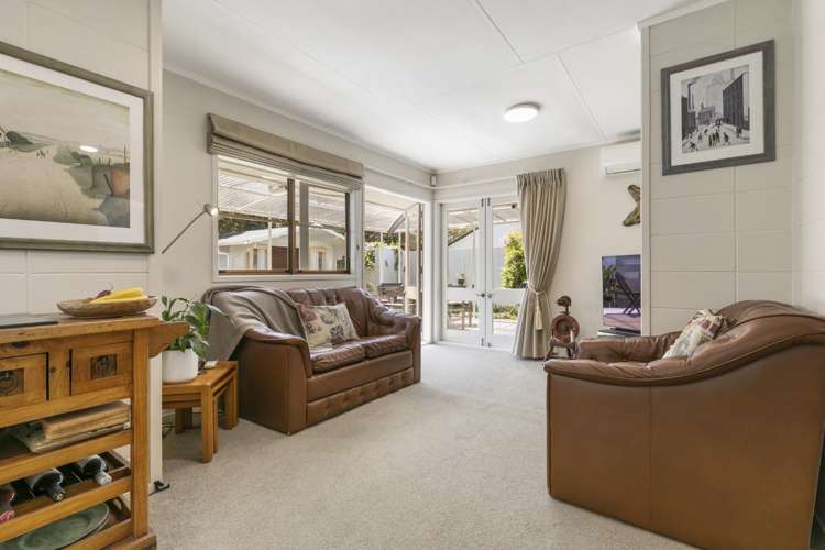 1/274b Birkdale Road Birkdale_6