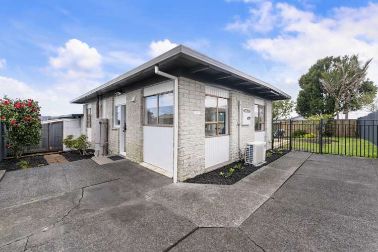 1/10 Statesman Street Henderson_10