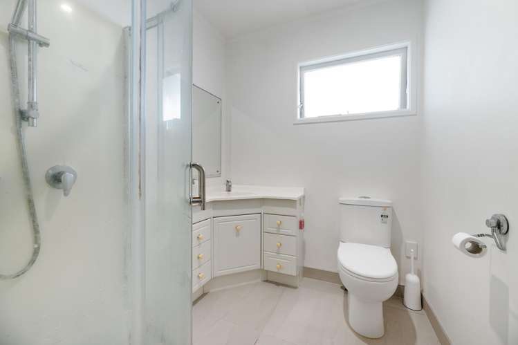 2/16A Penney Avenue Mt Roskill_13