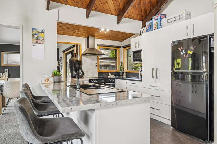 11 Streamdale Place Ngongotaha_5