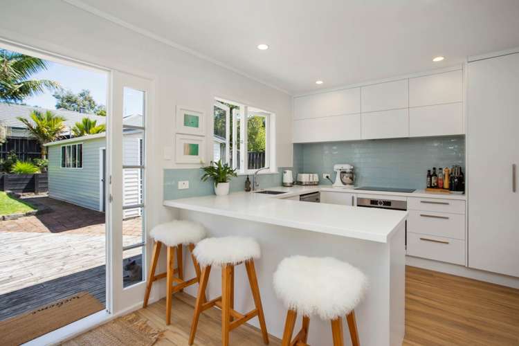 4 Judith Place Titirangi_6