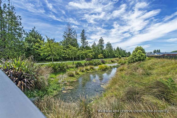 10 Faversham Lane Casebrook_18