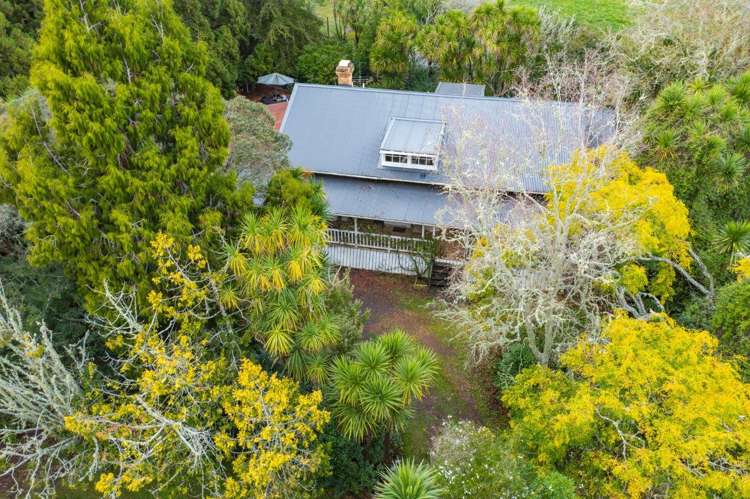 130 Boord Crescent_1