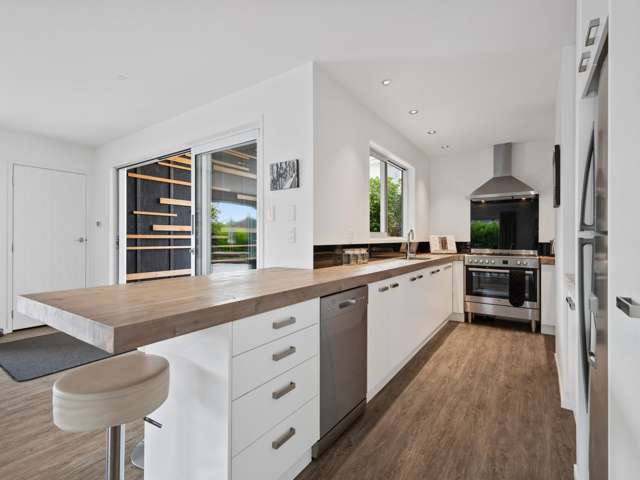 6 Holland Street Glenholme_2