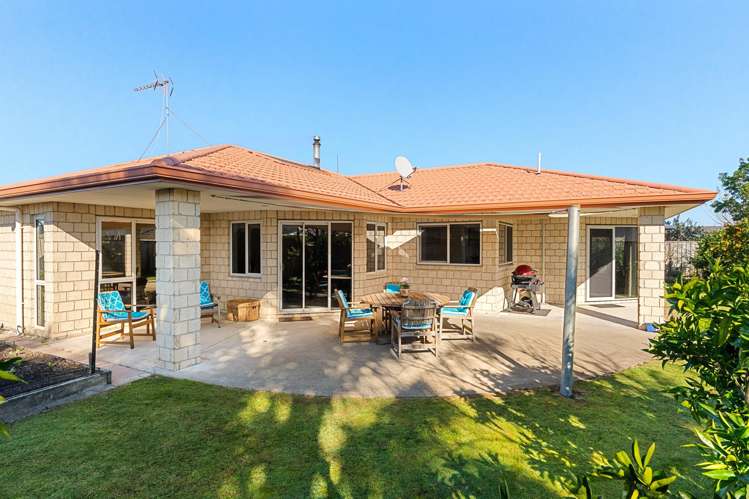 13 Roger Street Lytton West_24