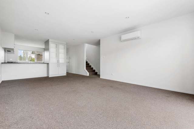 52 Pencaitland Drive Flat Bush_3