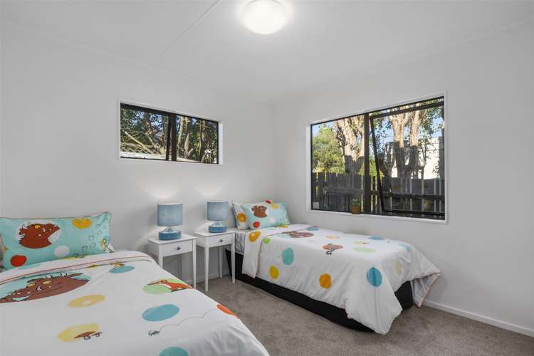 12a Croydon Road New Lynn_16