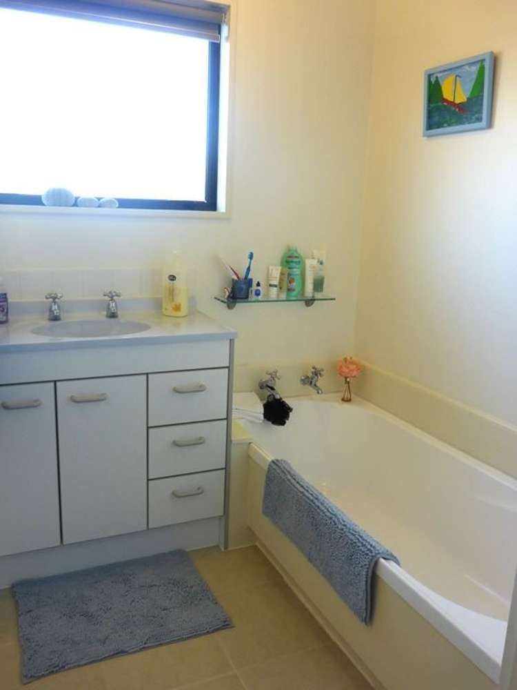 170 Carnoustie Drive Wattle Downs_13