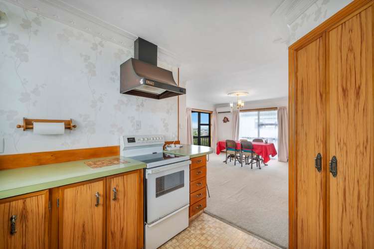 1 Robson Street_5