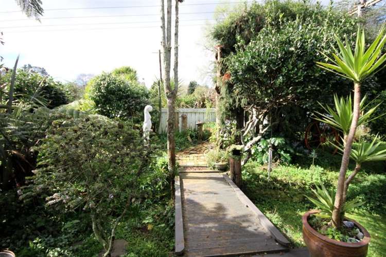 74 Victoria Street Waikino_18