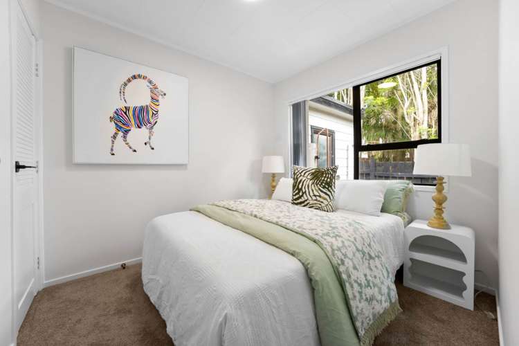 22A Madigan Place Glendene_14