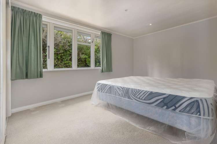 20 Spur Grove Titahi Bay_10