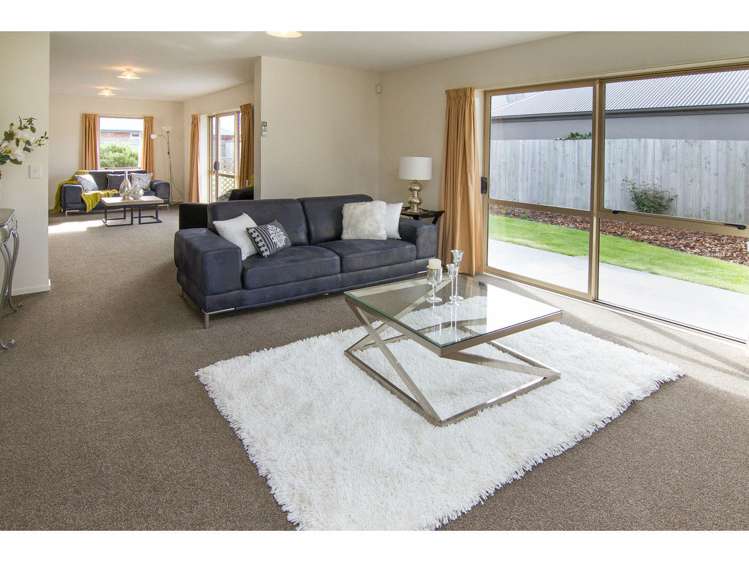 22 Parkside Crescent Northwood_5