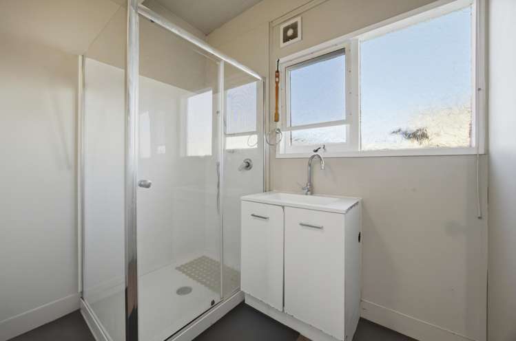 3/5 Keeling Road Henderson_8