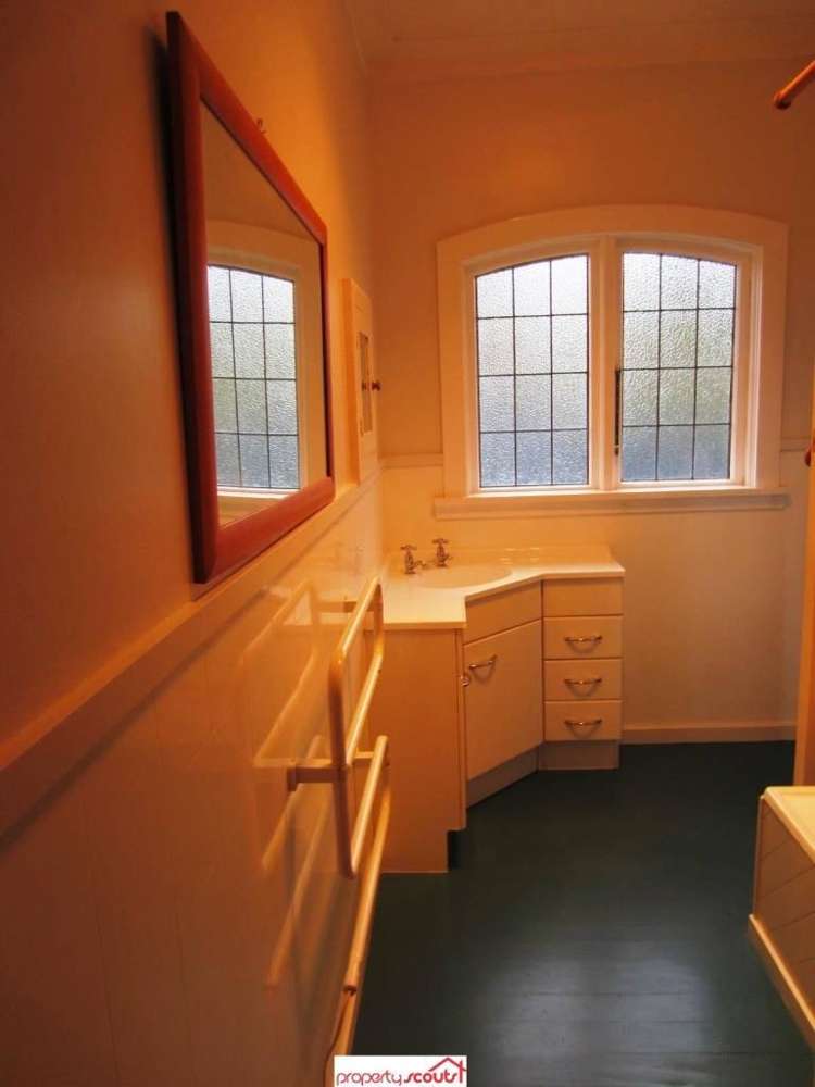 65 Easther Crescent Kew_9