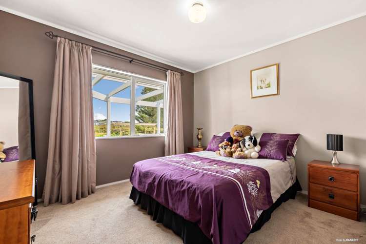 5 Barton Place Orewa_19