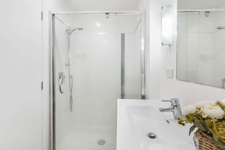 102/4 Wagener Place Mt Albert_9