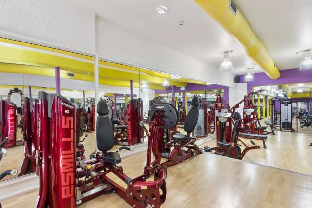 10-12 Dowling Street Dunedin Central_4