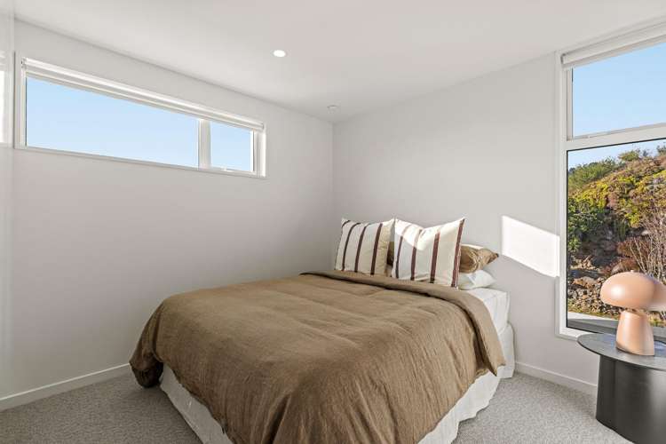 196 Main Road Redcliffs_12