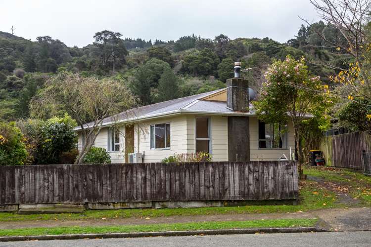 27 Churchill Crescent Featherston_13