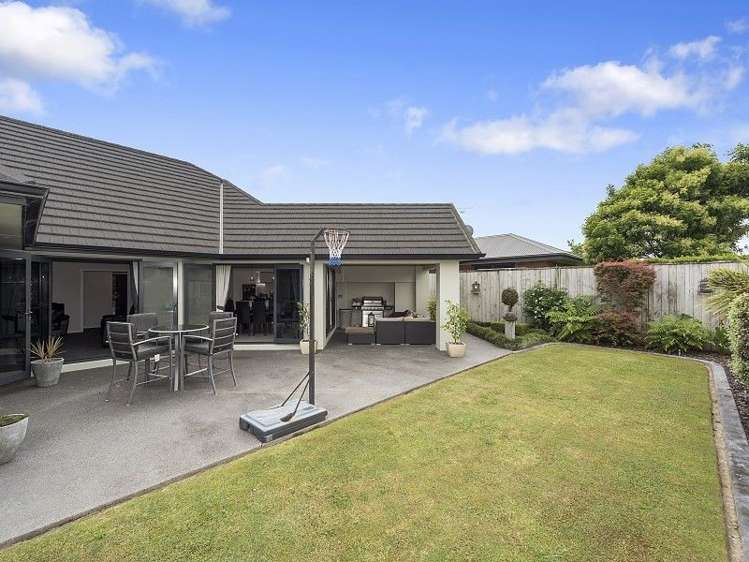 101 Huntington Drive Huntington_12