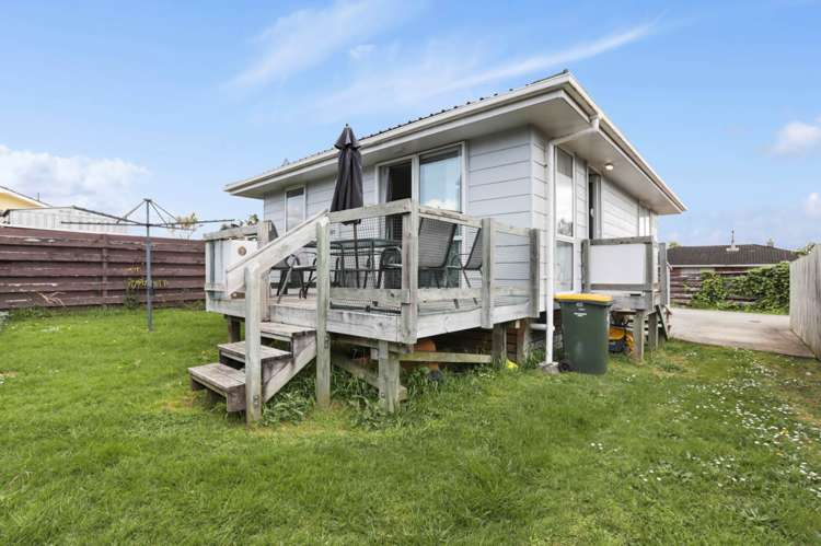 38 Hobart Crescent Wattle Downs_16