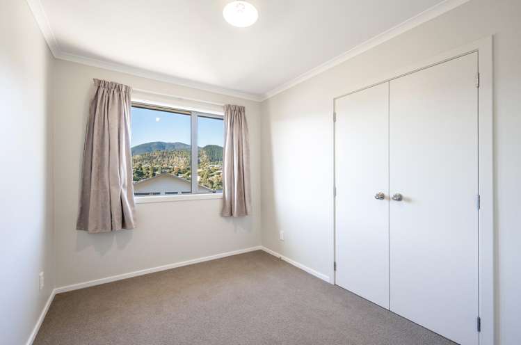 41 Saint Lawrence Street Toi Toi_6