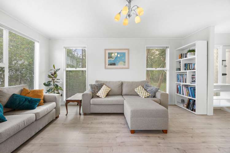 63 Hartley Terrace Massey_13