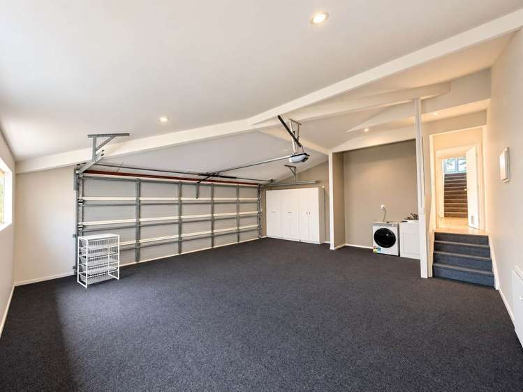 11 Gray Crescent Torbay_19