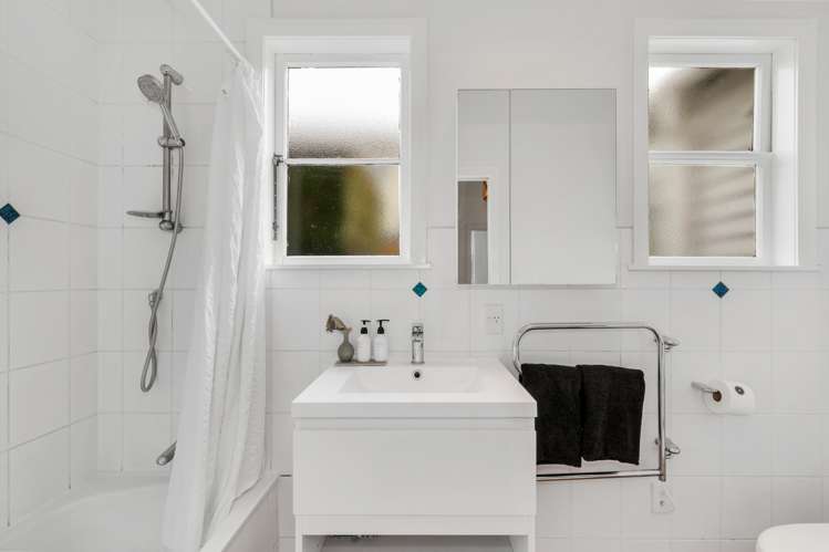 77 Walmer Road Point Chevalier_20